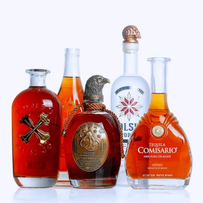 Commerce de gros 500ml 700ml 750ml Personnaliser diverses formes Whisky Vodka Xo Bouteille en verre cristal vide