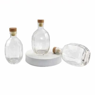 Vente en gros 750 ml Verre Vin Liqueur Bouteille Verre Brandy Gin Rhum Tequila Vodka Spiritueux Bouteille 100 ml Vodka Brandy Bouteille avec Couvercle