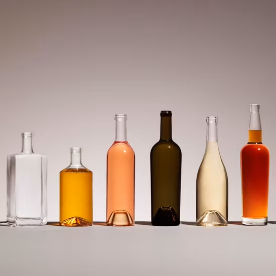 50 ml 100 ml 200 ml 250 ml 500 ml 700 ml 750 ml 1 litre de liqueur givrée sur mesure Fabricant de bouteilles en verre de vodka Gin Whisky Tequila Rum Parfum Spirit Beer Bottle